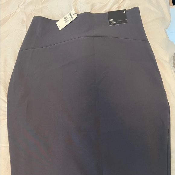 NWT Express Super soft twill skirt - Picture 2 of 6